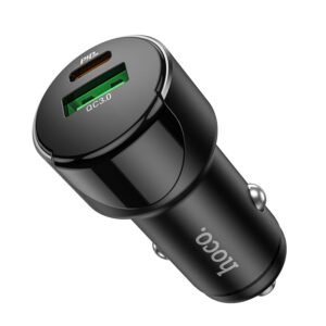Чёрная автомобильная зарядка Hoco Z42 PD20W QC3.0 с двумя портами USB-A и USB-C и цифровым дисплеем